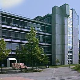 Institutsgebäude Pfaffenwaldring 9